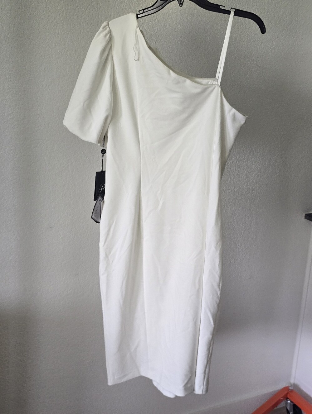 NWT Adrianna Papell Ivory 3D Floral One Shoulder Crepe Dress Size 16 $179 NWT - Picture 7 of 9